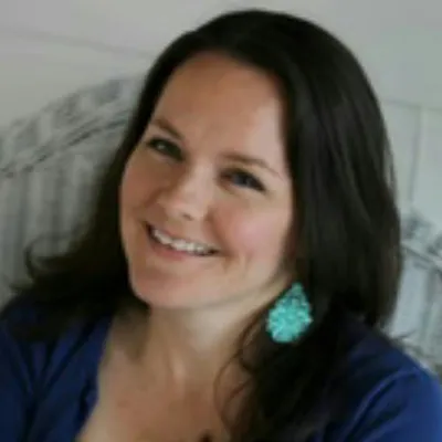 Carrie Spalding @ Lovely Etc profile