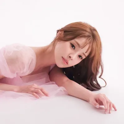 휴나 HUENA✨ profile