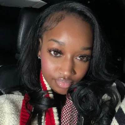 Shakeria🍒 profile