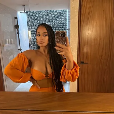 Felicia Lucas profile