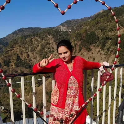 Sandhya Singh profile