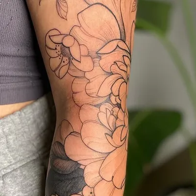 Lu • Floral Tattoos profile