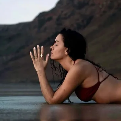 Luana Gazzara profile