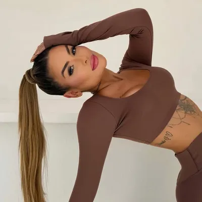 Luana Thalia profile
