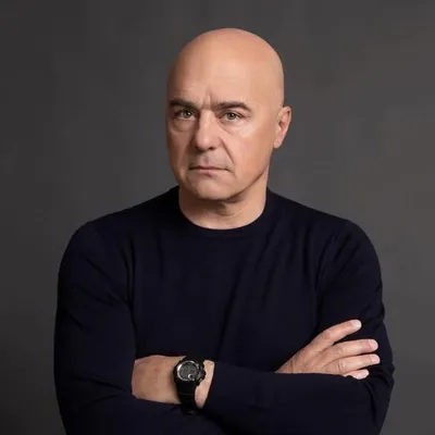 Luca Zingaretti profile