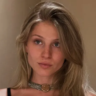 LUCÍA JIMÉNEZ profile