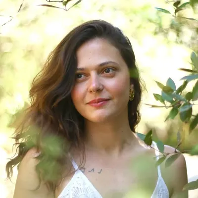 Luciana Periard profile
