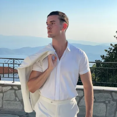 Luciën van Esch profile