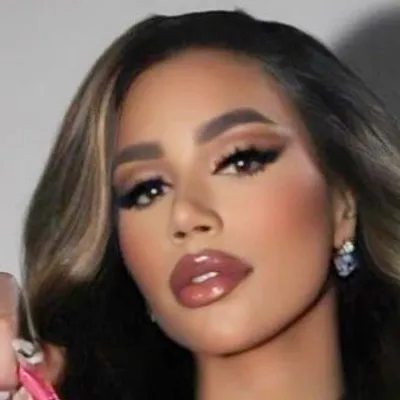 Lucy Hernandez profile