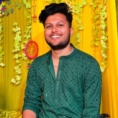 Akshay Bhatt profile
