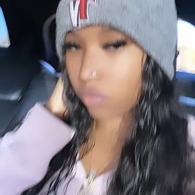 H.E.R🩷 profile