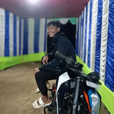 Luhit__⚡ profile