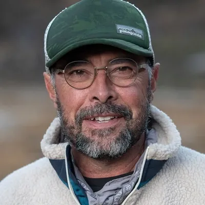 Luis Escobar profile