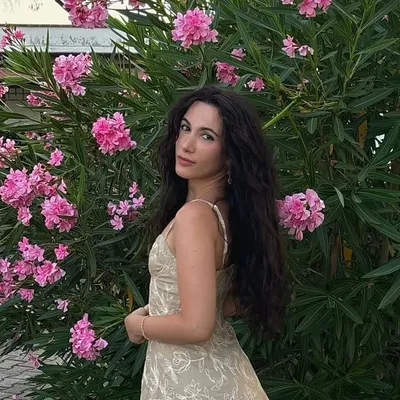 Luisa Simona profile