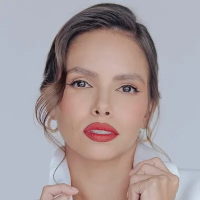 Luisa Chimá - Mentora en manifestación y negocios profile