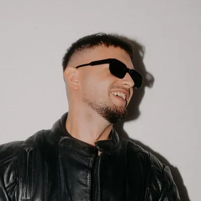 LUIS DE MARK profile