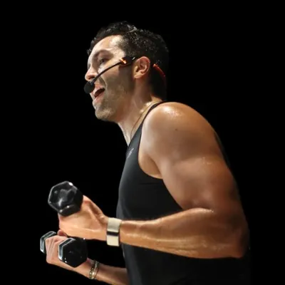 Luis Elizondo profile