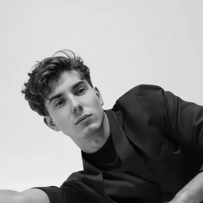 L U K E profile