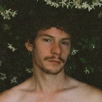 Lukas MacKenzie profile