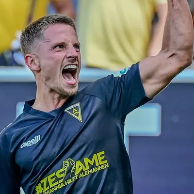 Lukas Scepanik profile