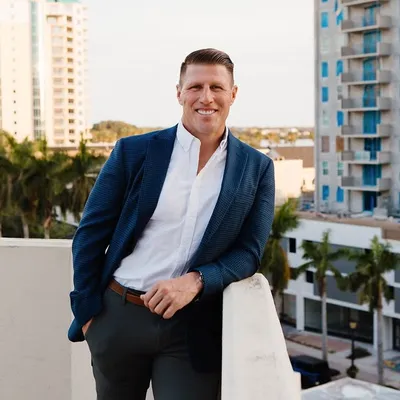 Luke Wren profile