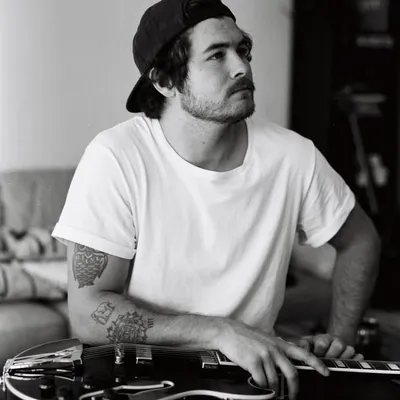 LUKE HOWELL profile