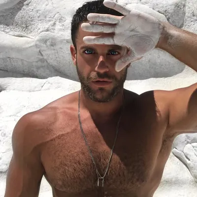 Luke ๐จ profile