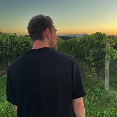 Luke Van Os profile