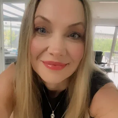 Veronika (Nika) Jensen profile
