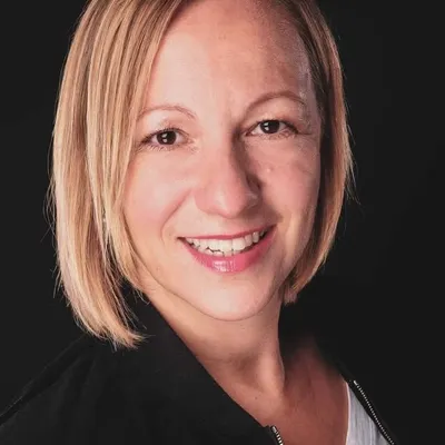 Anika Ricke profile