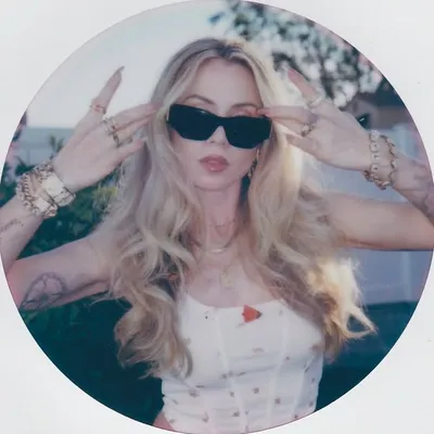 LUX WRIGHT profile