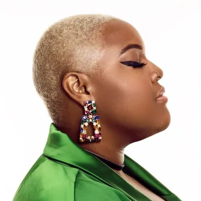 Leah V profile