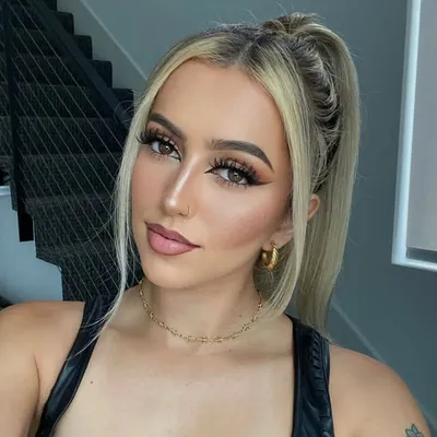 lycia faith profile