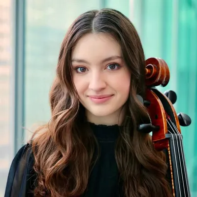 Lydia Rhea profile