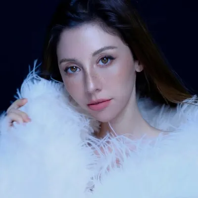 Lynn Anna Lafreniere profile