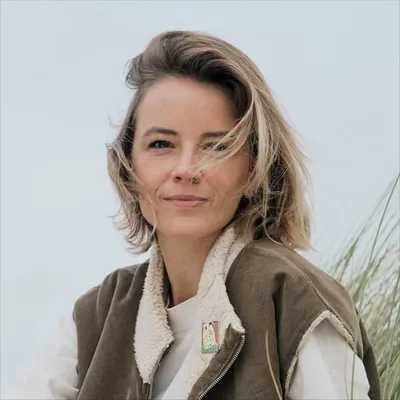 Lynn Van Royen profile