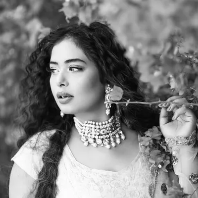 Lyra bajaj profile