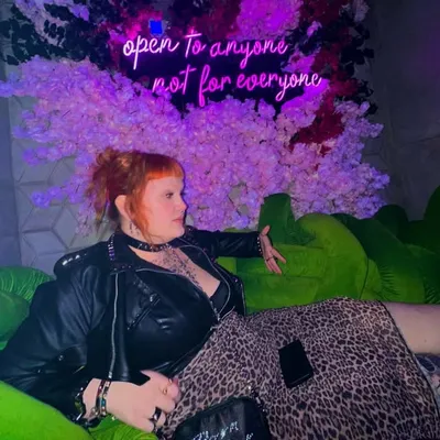 Alyssa| Plus Size Mama ๐ค profile