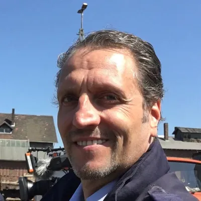 Micha Faber profile