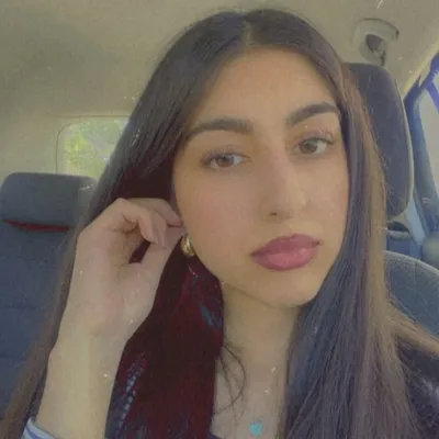 Aaroosa Malik profile