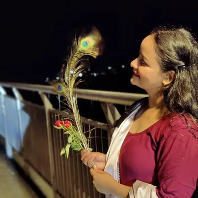 Mansi Tiwari profile
