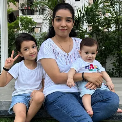 đź’•Surabhi Mistry/Mom Blogger profile