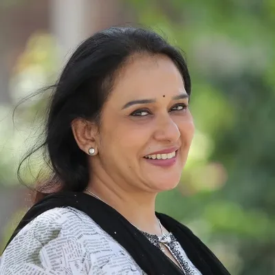 Maala Parvathi profile