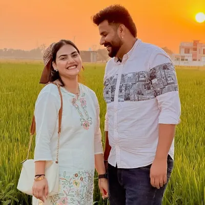 Maan couple profile