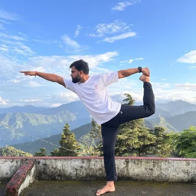 Maaniit Sharma profile
