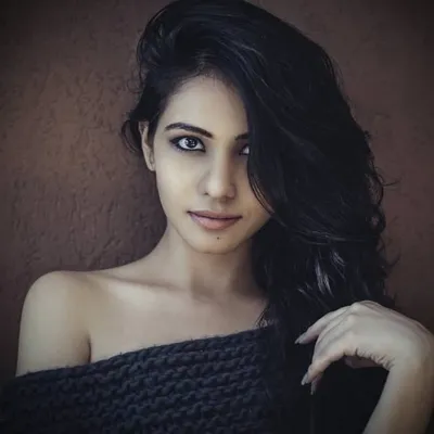 Maanta Dewan profile