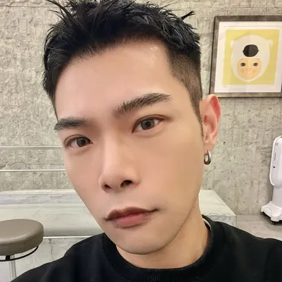 布萊恩•小布|M•A•C漢神巨蛋 profile