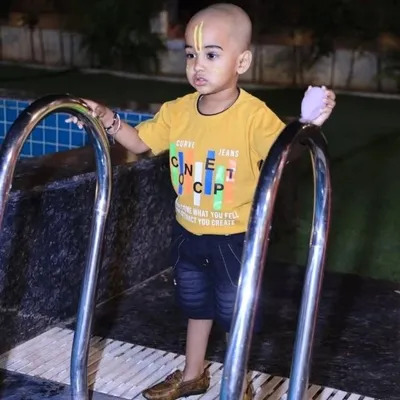 Madav Khandelwal profile