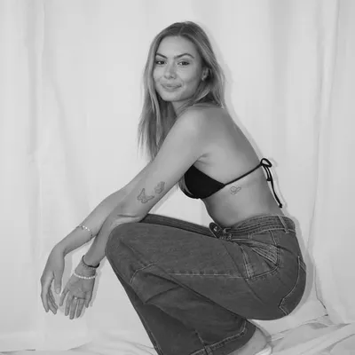 Madeleine profile