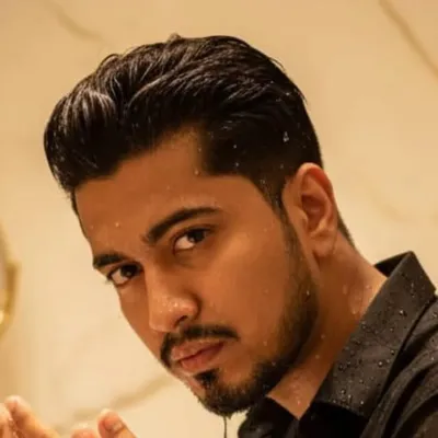 Maddy Khan profile